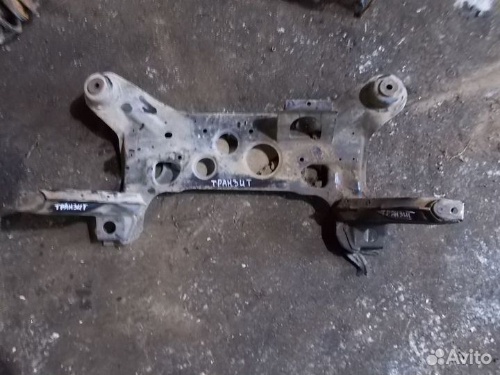 Балка передняя подрамник Ford Transit 1674909