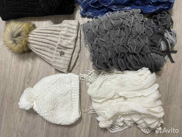 Шапки, шарфы женские