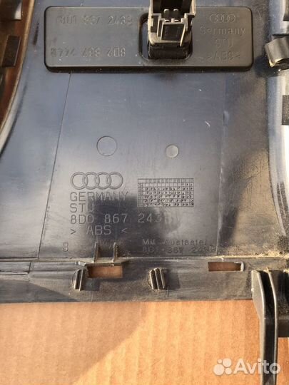 Накладка центральной стойки Audi A4 (B5) avant 200