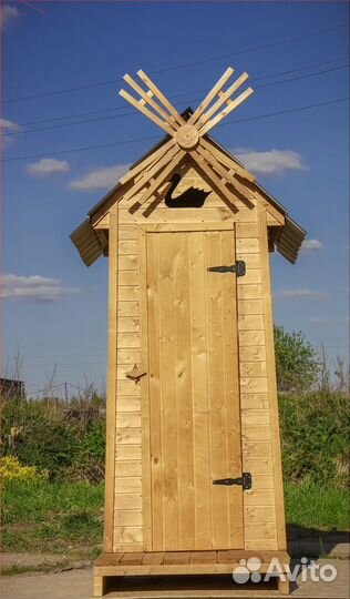 Уличный туалет с установкой