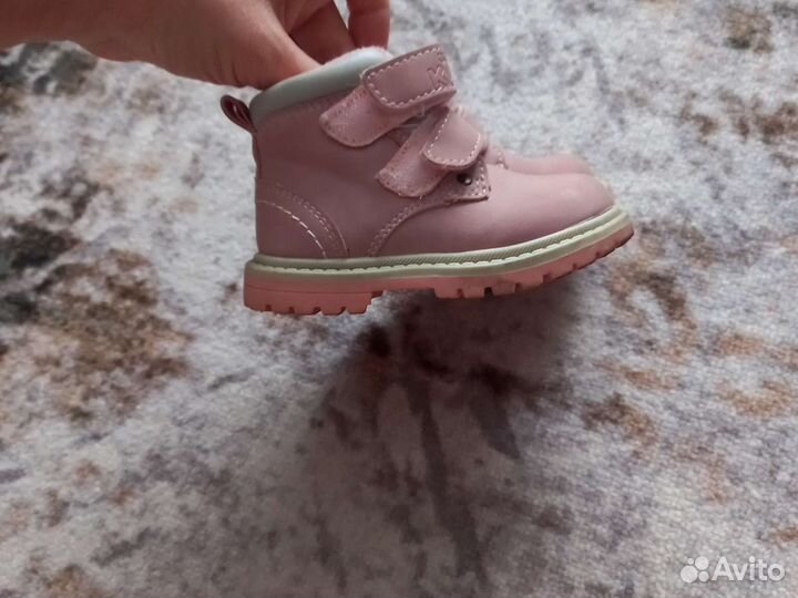 Ботинки для девочки весна