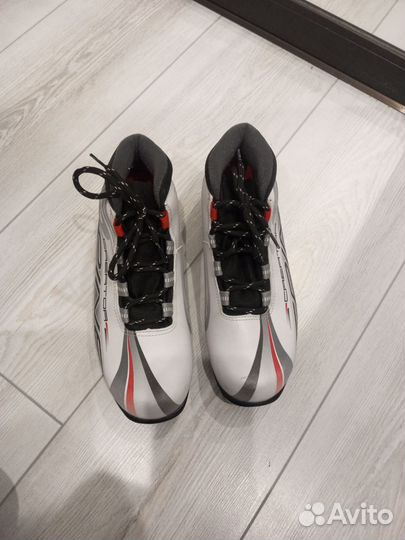 Лыжные ботинки 39 размер