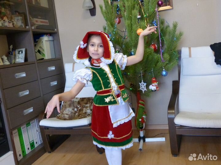 Костюмы лиса,белка,Крас шап,Русский,гриб,пчела