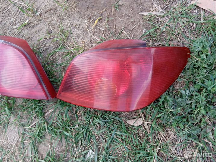 Задние фонари Peugeot 307