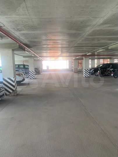 Машиноместо, 17 м²