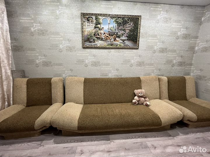 Диван с креслами