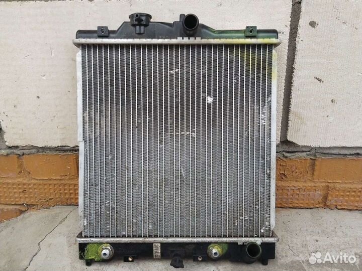 Радиатор охлаждения на хонда civic s39co2