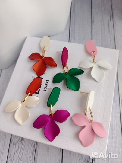 Прекрасные серьги Nuance Style