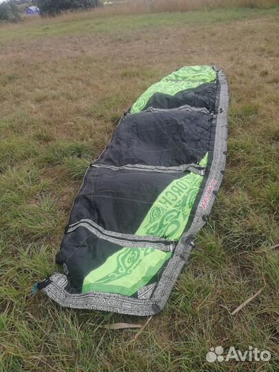 Кайты Naish Torch 9м и Helix 12м