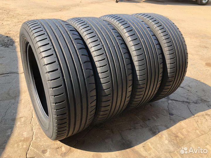 Nokian Tyres Nordman SX 215/60 R16 99H
