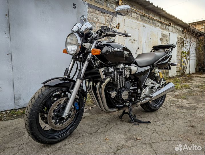 Yamaha XJR1300