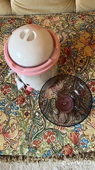 Йогуртница Черничка-1 новая