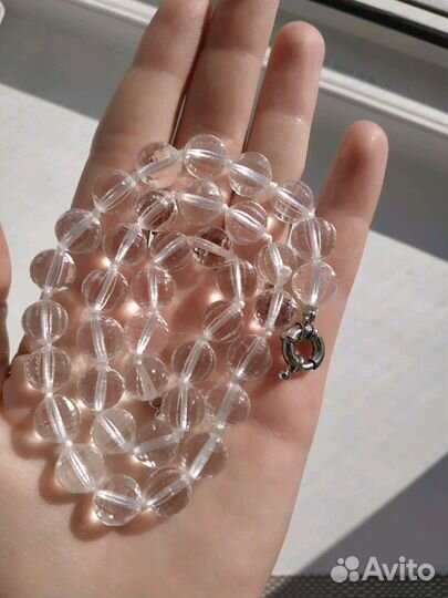 Бусы из горного хрусталя