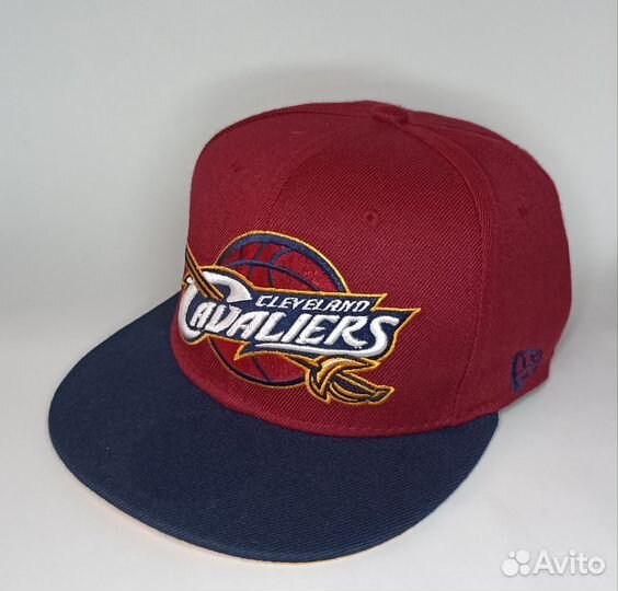 Бейсболка с прямым козырьком NBA