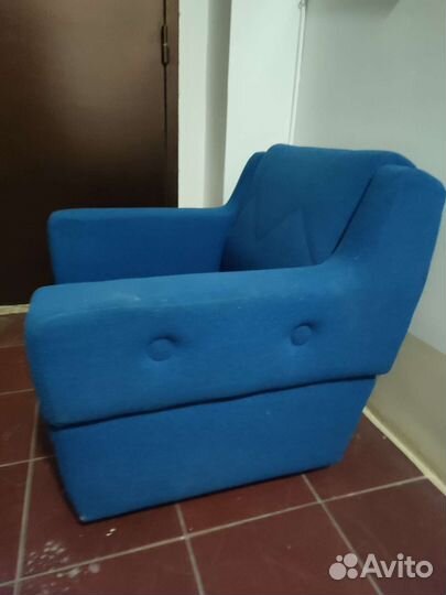 Кресло на колёсах