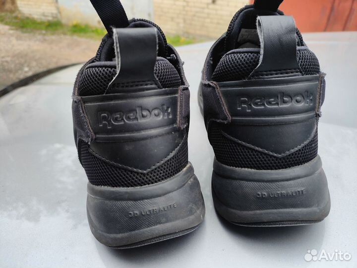 Кроссовки мужские 42 размер reebok