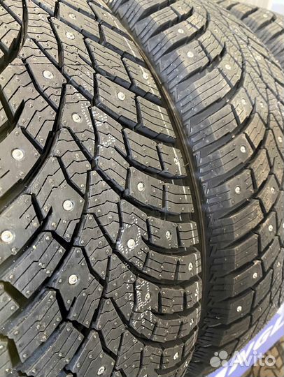 Triangle IcelynX TI501 235/45 R18 94T
