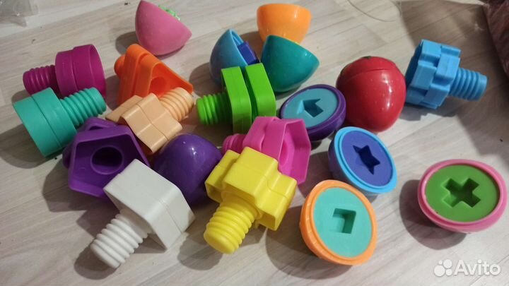 Развивающие игрушки