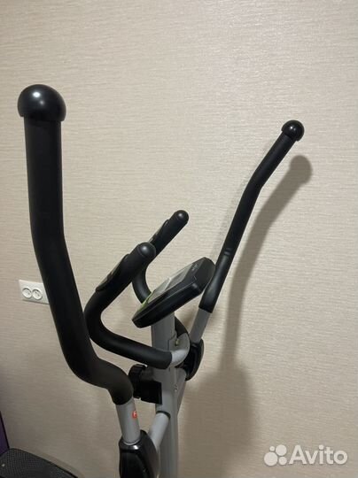 Эллиптический тренажер