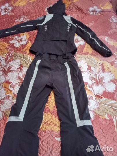 Горнолыжный костюм besson.Размер 40-42