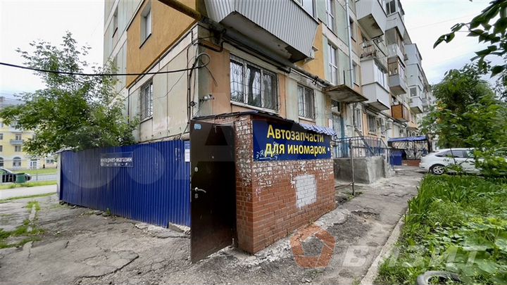 Торговая площадь с ремонтом на Гагарина