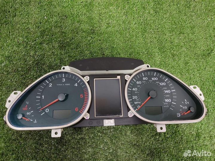 Приборная панель Audi Q7 (4LB) 2007