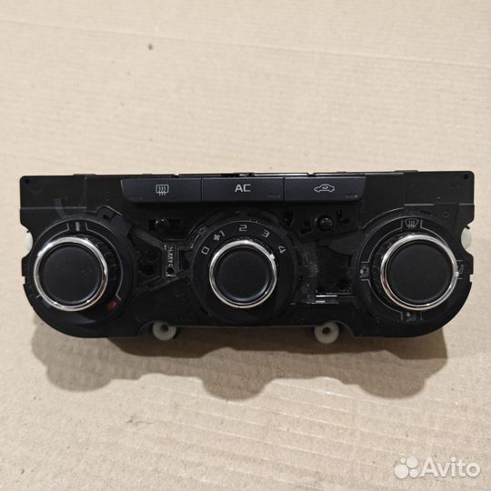 Блок управления климата Skoda Octavia A5 2008-2013