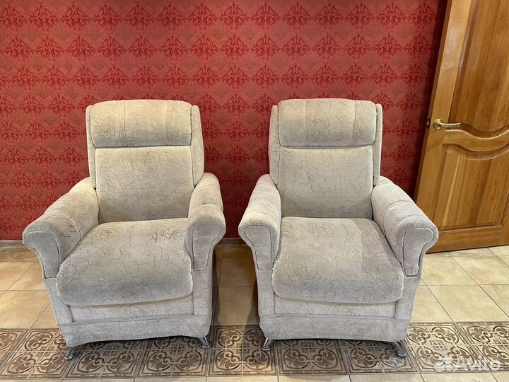 Комплект мебели б/у