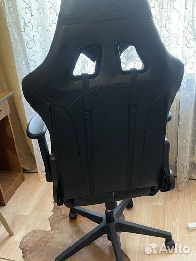 Кресло новое компьютерное viking 5 aero