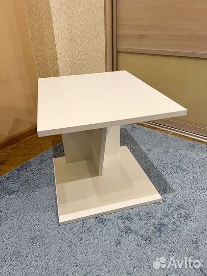 Журнальный стол