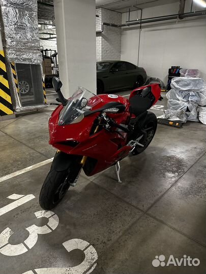 Ducati Panigale V4S
