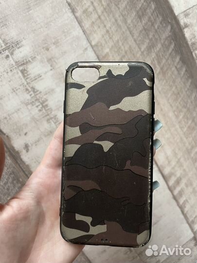 Чехол на iPhone 7