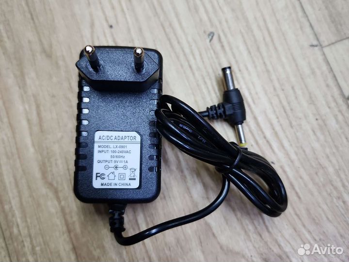 Блок питания 9v 1а. 5.5/4.0 т образный