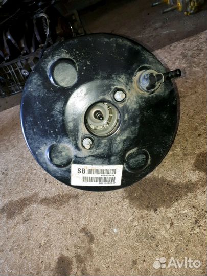 Вакуум тормозной Opel Antara