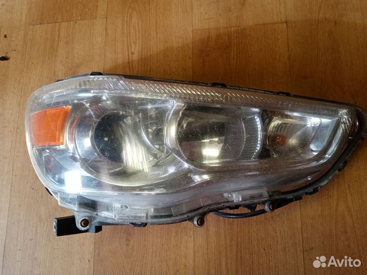 Фара правая mitsubishi asx c 2010г.в