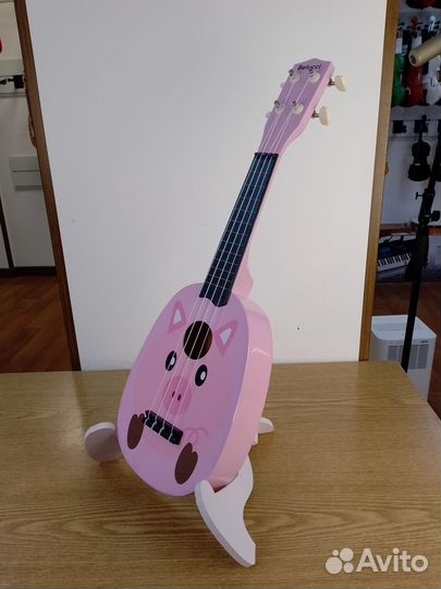 Новое укулеле Belucci MU2115 Pink Pig