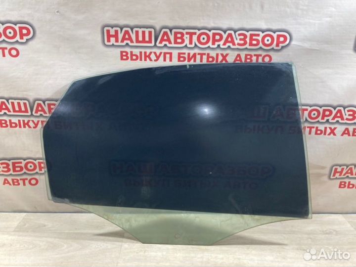 Стекло двери заднее правое Volkswagen Polo 2010