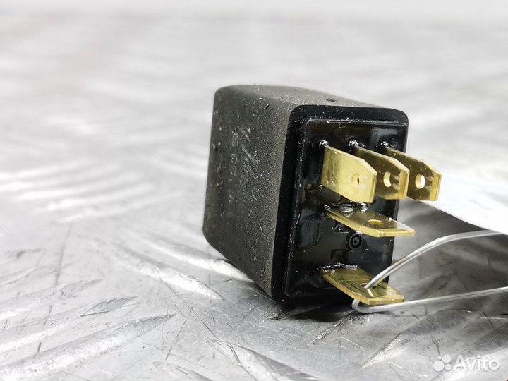 Реле для Chrysler 300M (LR) 04606409AA