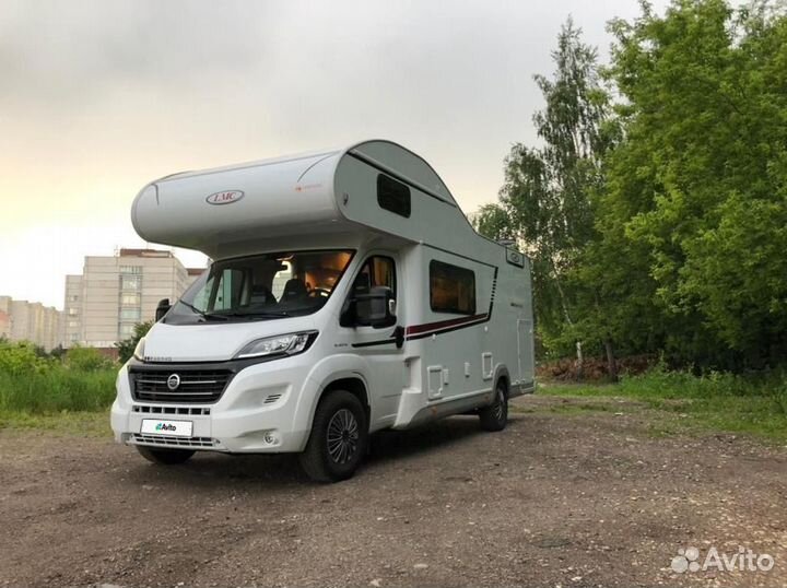 Альковный LMC Breezer A693 Passion, 2017