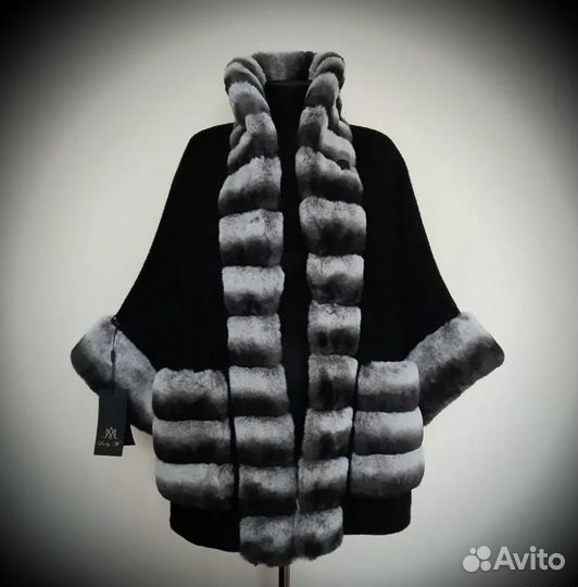 Пальто шикарное с меховой отделкой