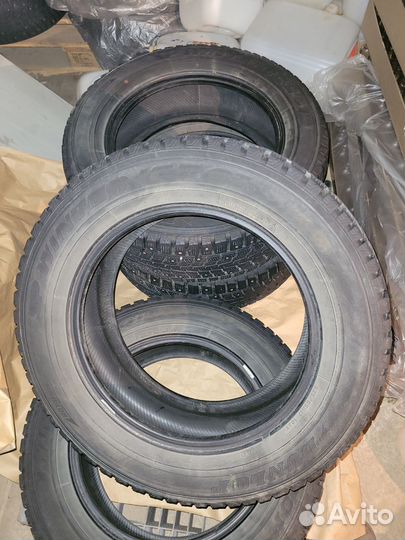 Dunlop SP Winter Ice 01 225/65 R17 102T