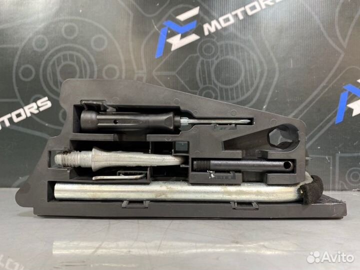 Комплект инструмента Audi A6 C6 BDW 2005