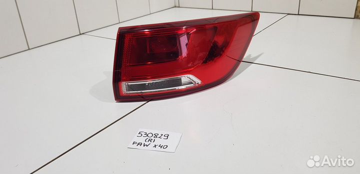 Фонарь задний наружний правый (Faw Besturn X40)