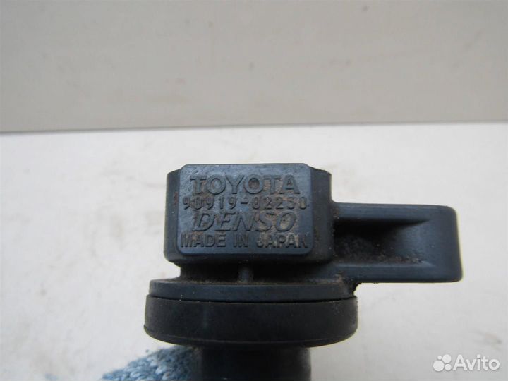 Катушка зажигания Toyota Land Cruiser (100) 1998