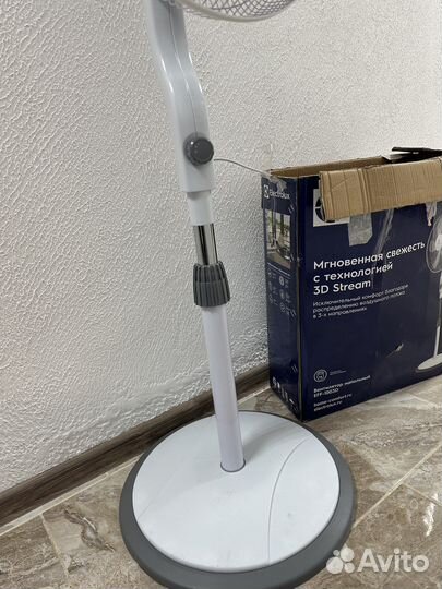 Вентилятор напольный electrolux EFF-1003D