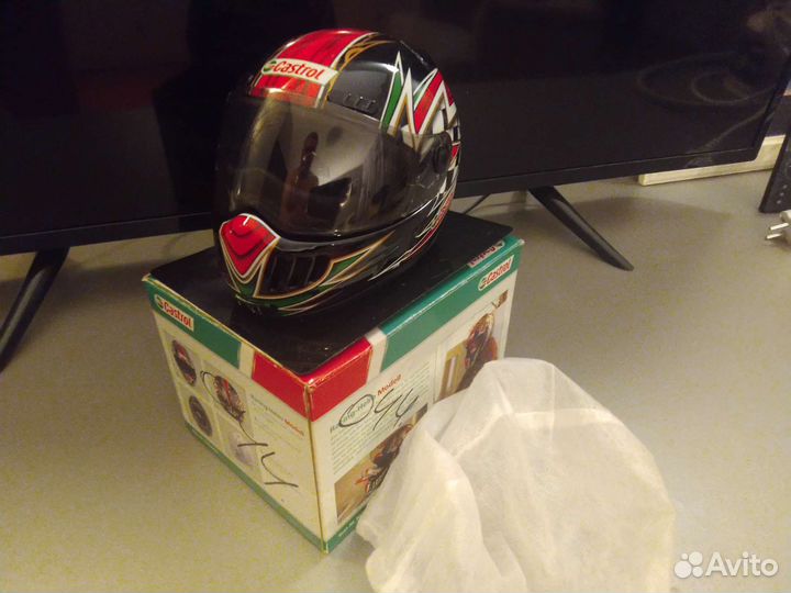 Сувенирный мотошлем Castrol