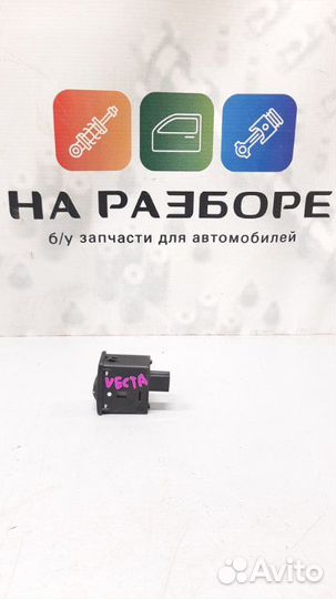 Кнопка корректора фар LADA Vesta