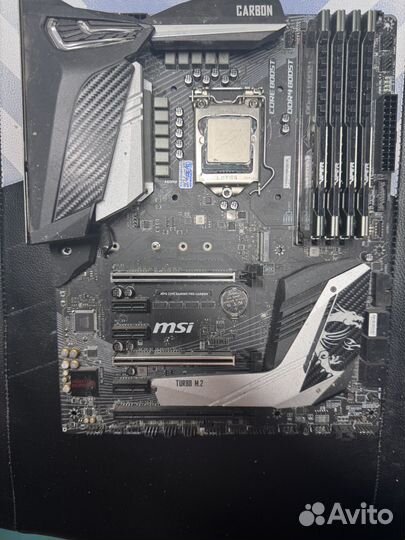 I9 9900k + MSI z390 Carbon + DDR4 32 Gb 4300Mhz