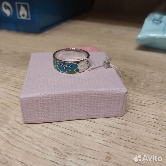Серебряное кольцо