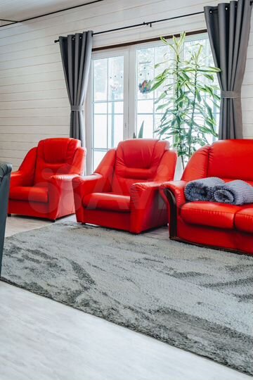 Коттедж 200 м² на участке 12 сот.